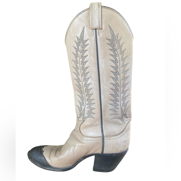 Vintage Tony Lama vintage womens wing tip cowboy boots women’s SZ 7.5 - Picture 3 of 9